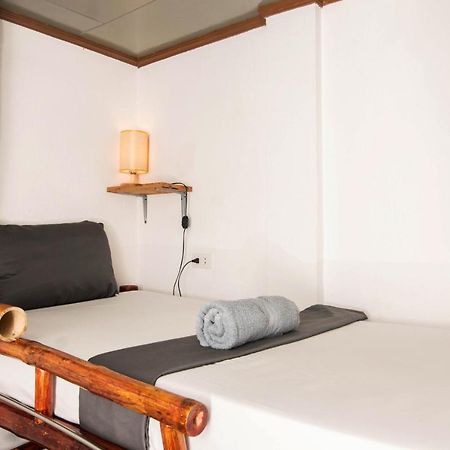 Ohlala Hostel 몰볼 외부 사진