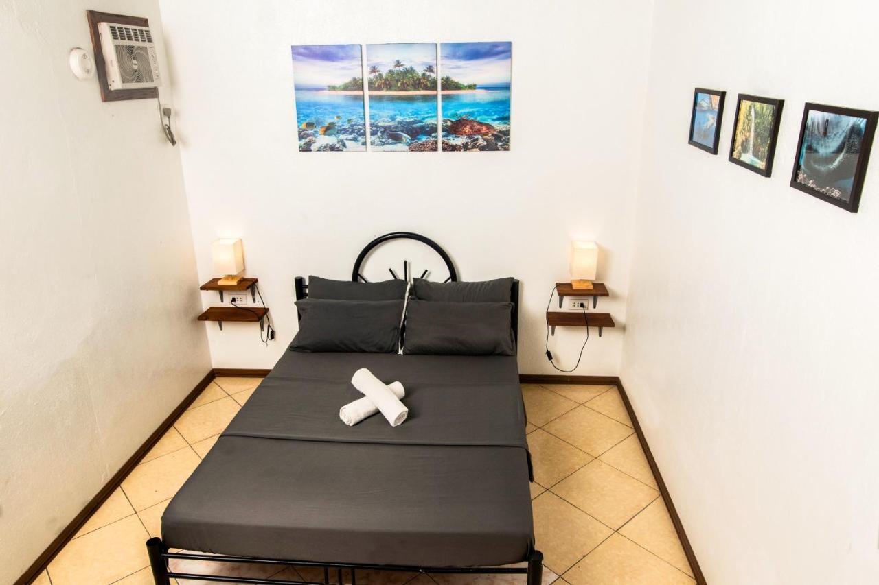 Ohlala Hostel 몰볼 외부 사진