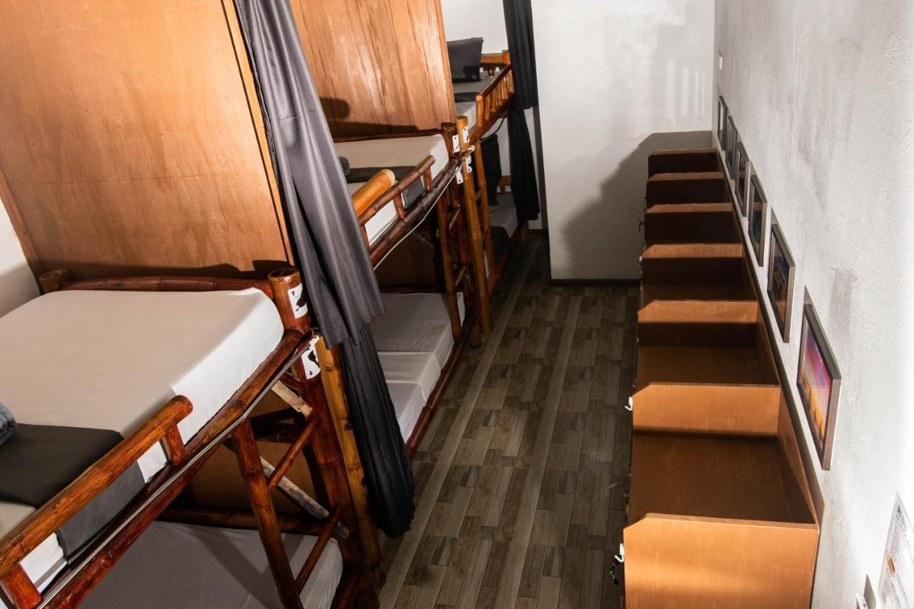Ohlala Hostel 몰볼 외부 사진